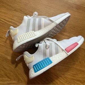 Adidas Women’s NMD_R1 White Grey Blue Rose Size 9